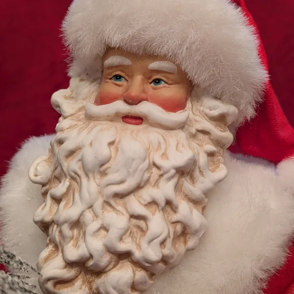 Festive Santa Claus Figurine with Red Outfit and White Accents - Picture 5 of 5